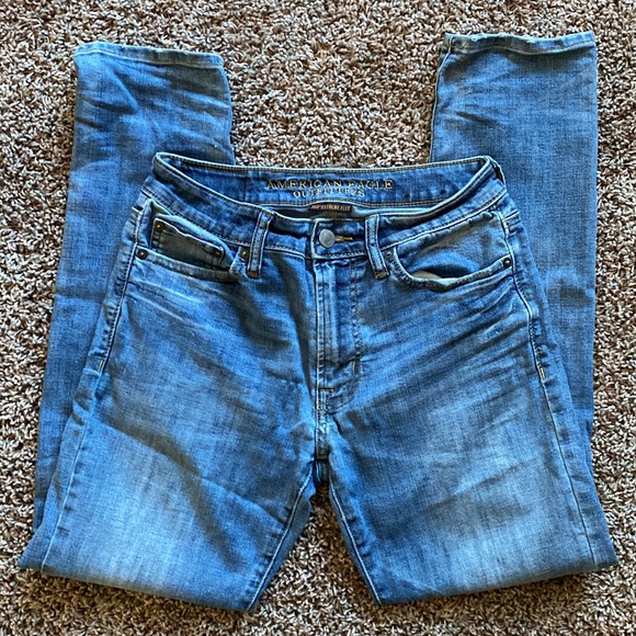 Light washed distressed 29x30 Jeans American Eagle - Picture 4 of 6